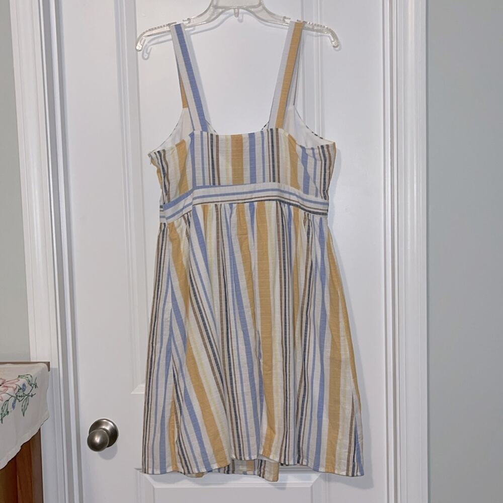 ⚡️ 3 for $30 ⚡️ Chelsea & Violet Women’s Large Striped Sundress - Picture 7 of 12